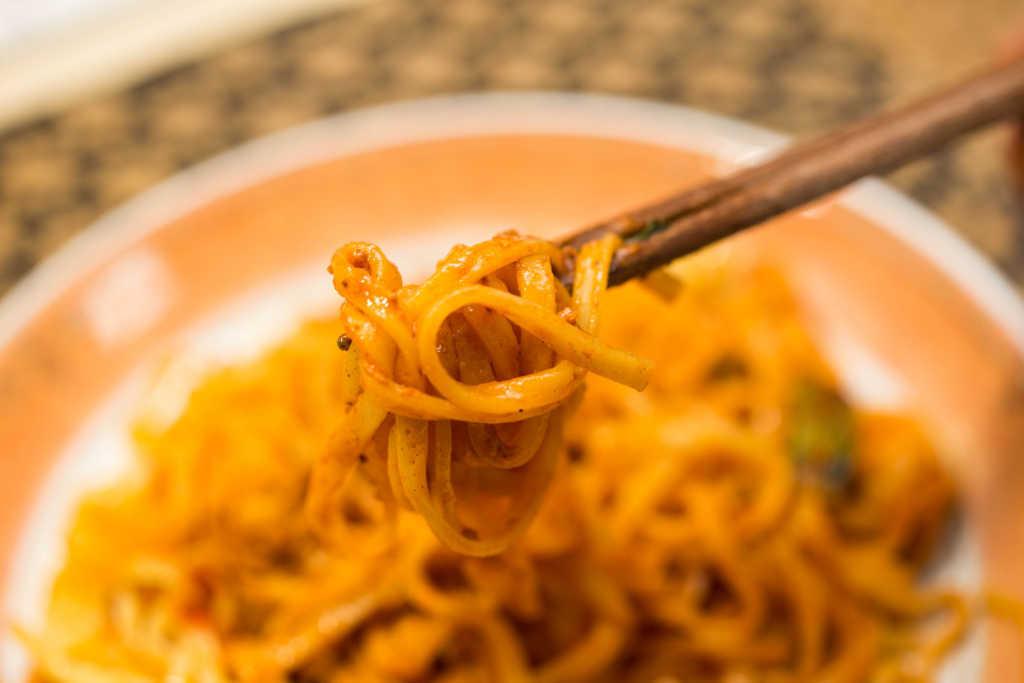 ファミマのもちっと食感の汁なし担々麺が予想以上に本格的だった ウェブと食べ物と趣味のこと